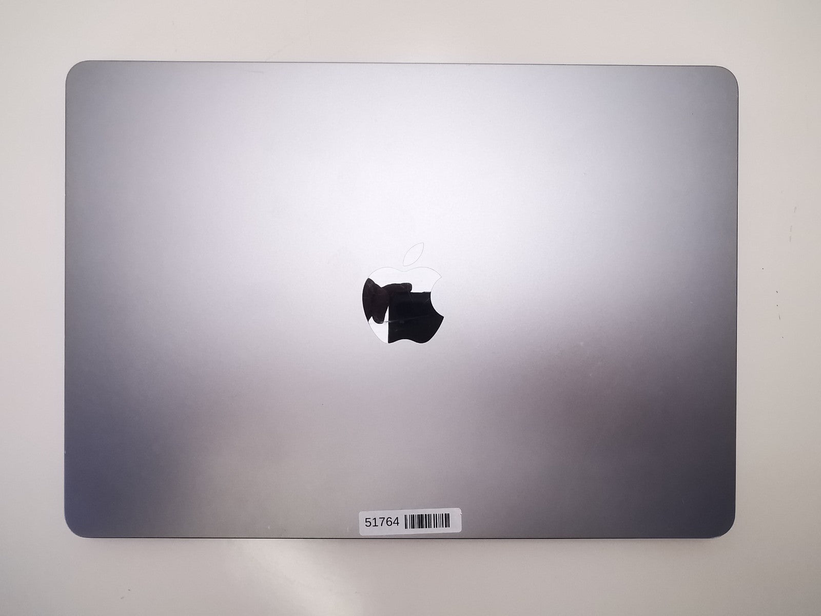 Apple MacBook Air 2022 (A2681) 13.6" - Apple M2/8GB RAM/256GB SSD/MacOS Sequoia