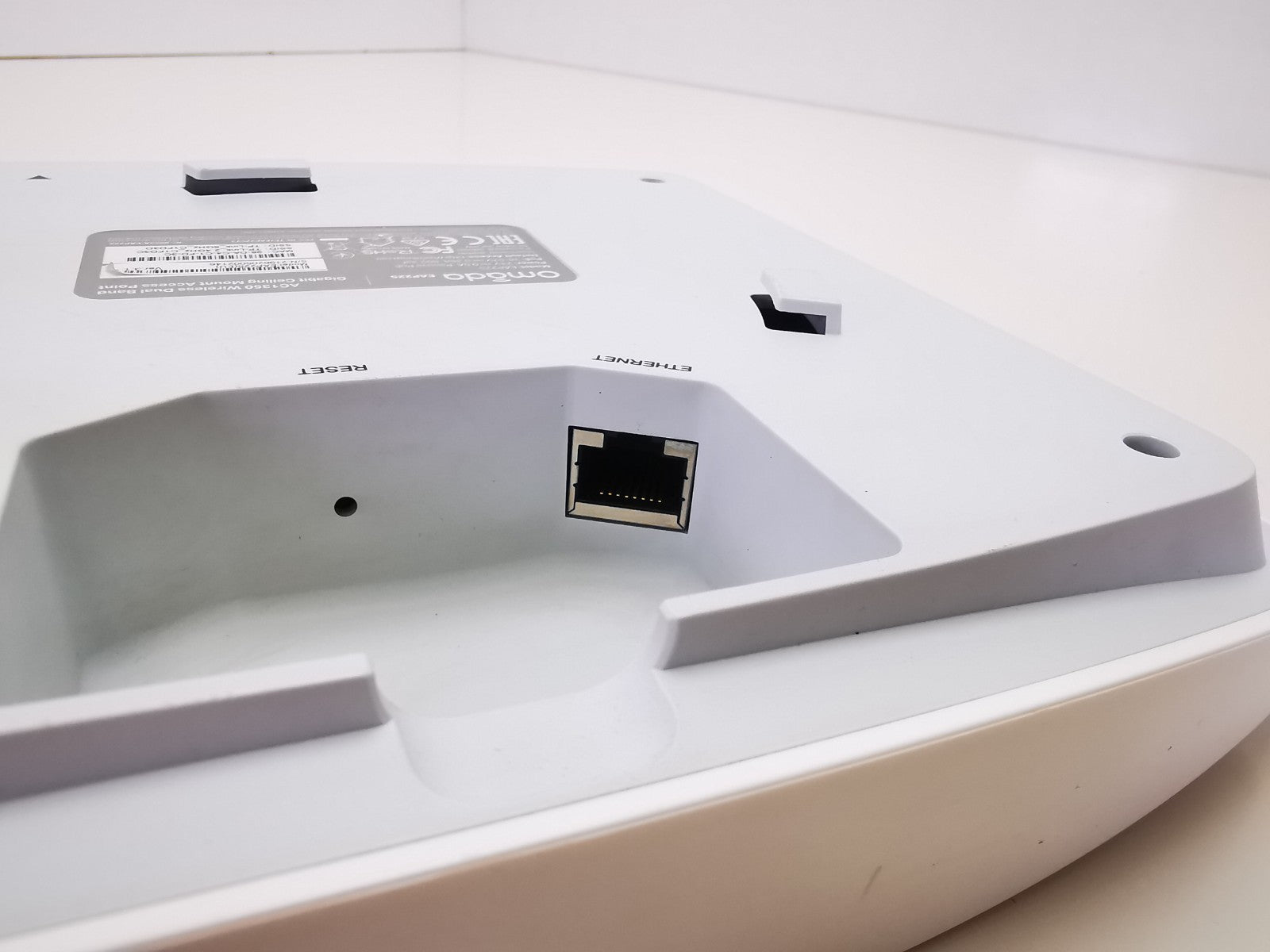 TP-Link AC1350 Wireless Access Point - Reset - NO MOUNTING BRACKET
