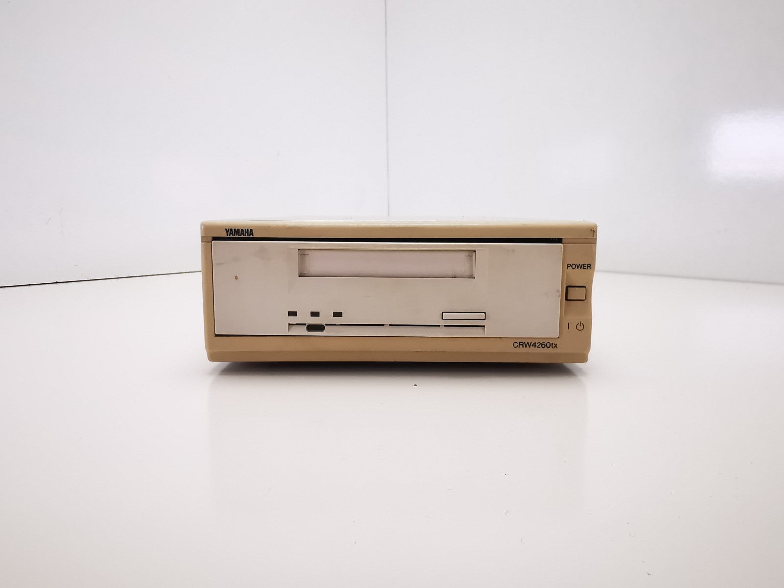 Yamaha CRW4260tx 5.35 inch CDRW Drive