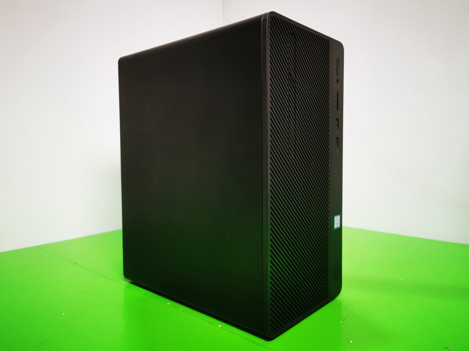 HP 290 G2 MT Desktop PC - 8th Gen i3 / 4GB RAM / 256GB SSD / Windows 11 Pro