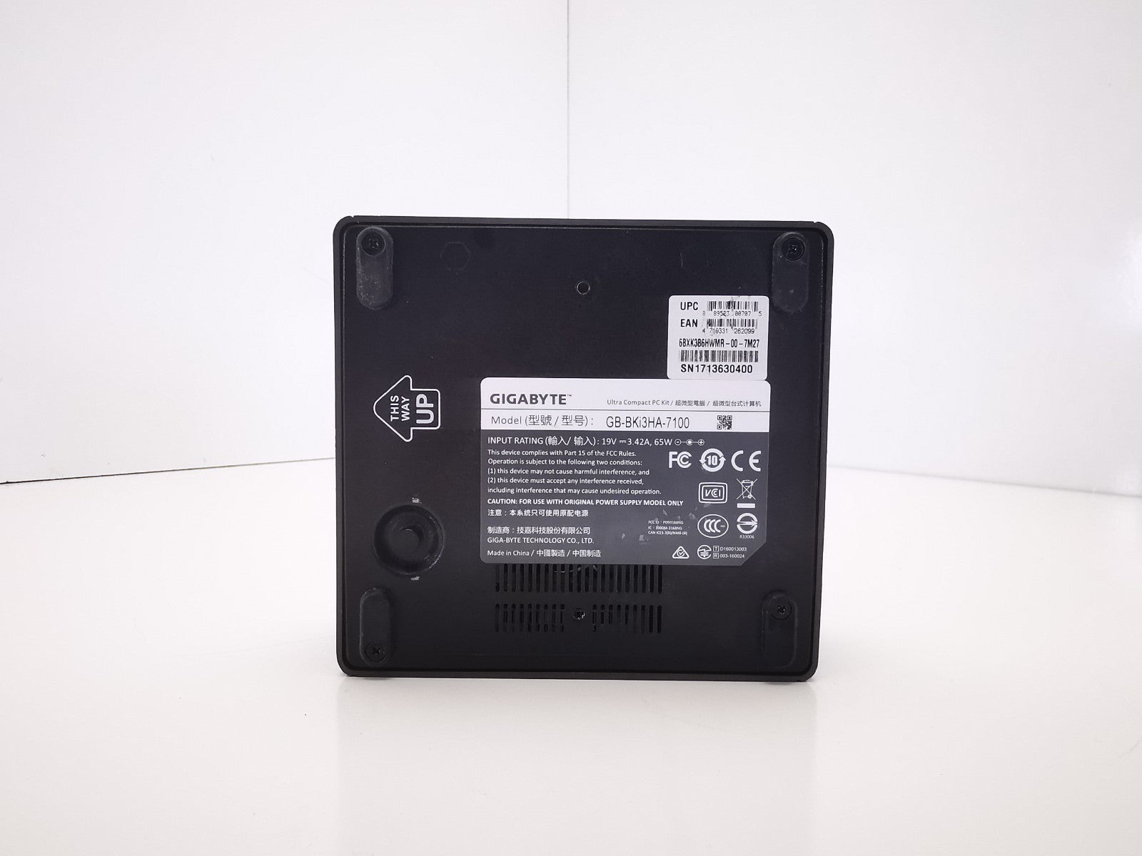 Gigabyte GB-BKi3HA-7100 Mini PC - 7th Gen i3/4GB RAM/120GB SSD/Windows 11 Pro