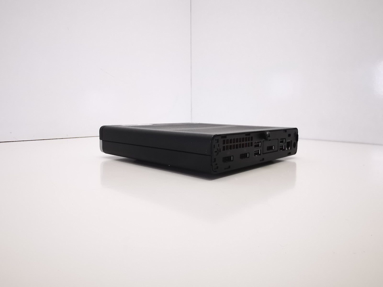 HP EliteDesk 705 G4 USFF PC - AMD Ryzen 3/16GB RAM/256GB NVMe SSD/Win 11 Pro