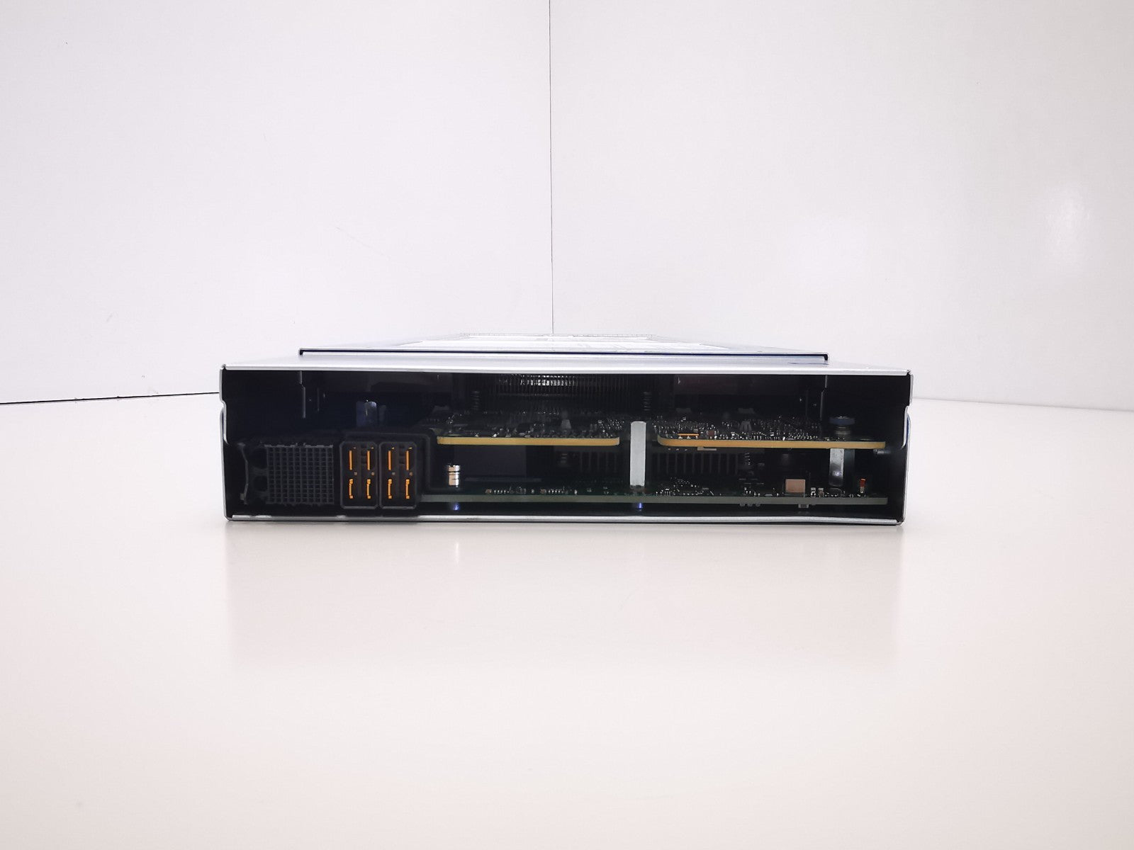 Cisco UCSB-B200-M4 Blade Server - Missing Screw
