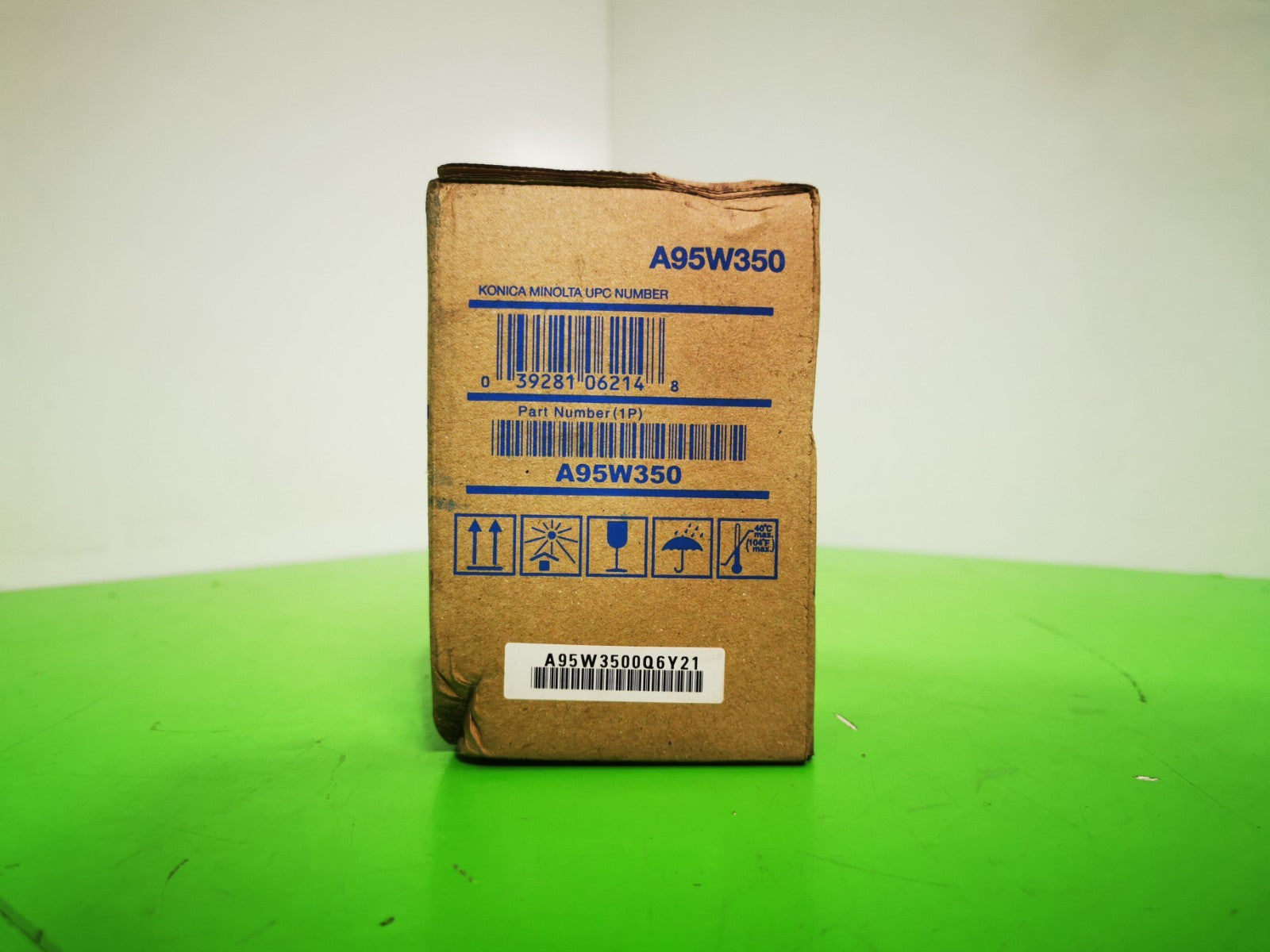 Genuine Konica Minolta A95W350 Magenta Toner - BRAND NEW