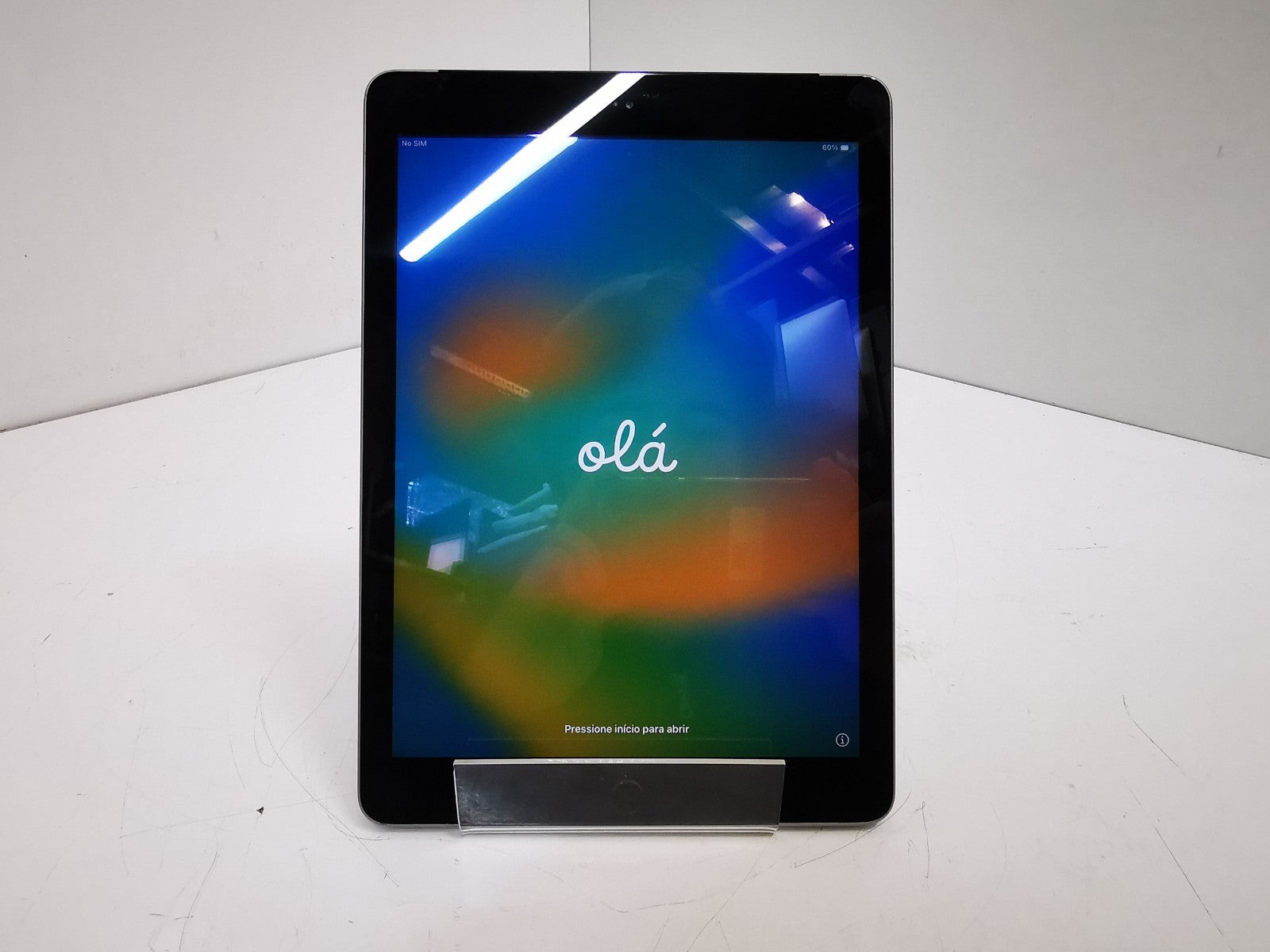 Apple iPad 5th Gen (A1823) - 9.7"/Grey/32GB/iPadOS 16.7/WiFi - Grade A