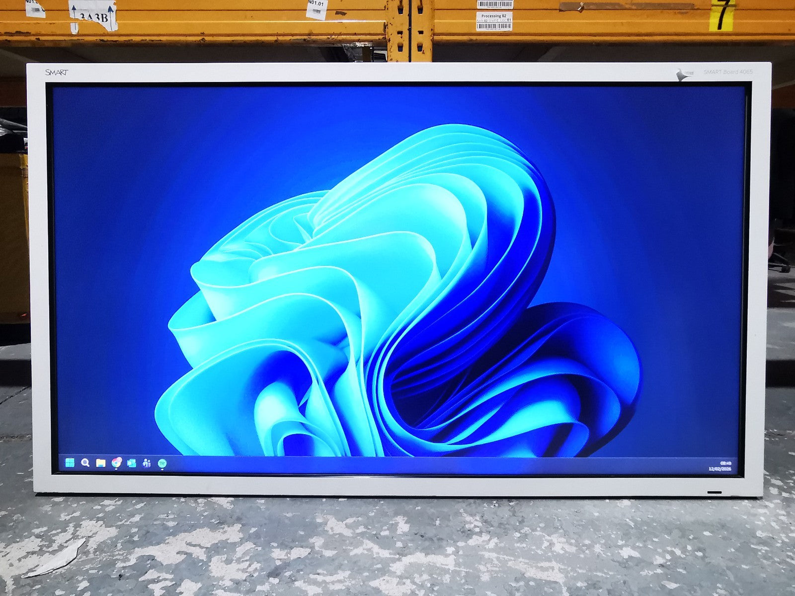 SMART SPNL-4065 65" Interactiive Touchscreen TV - HDMI