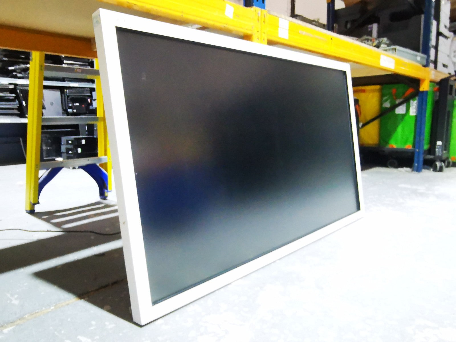 SMART SPNL-4065 65" Interactiive Touchscreen TV - HDMI