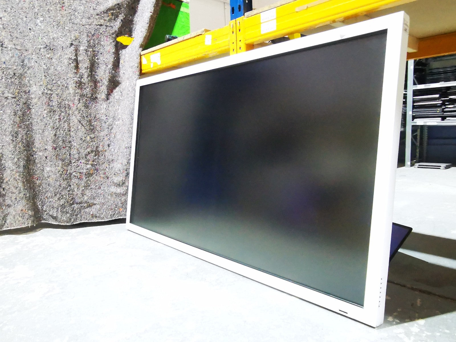 SMART SPNL-4065 65" Interactiive Touchscreen TV - HDMI