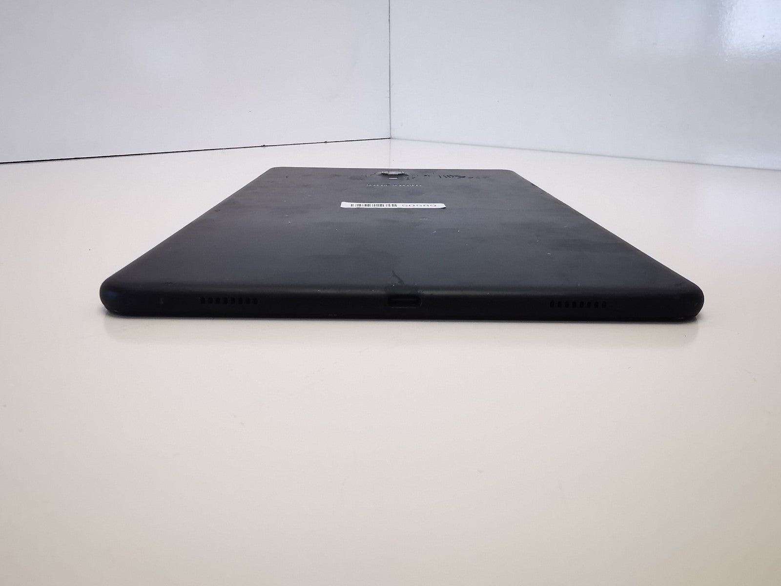 Samsung Galaxy Tab A (SM-T590) - 10.5"/32GB/Black/Android 10/WiFi - Defects