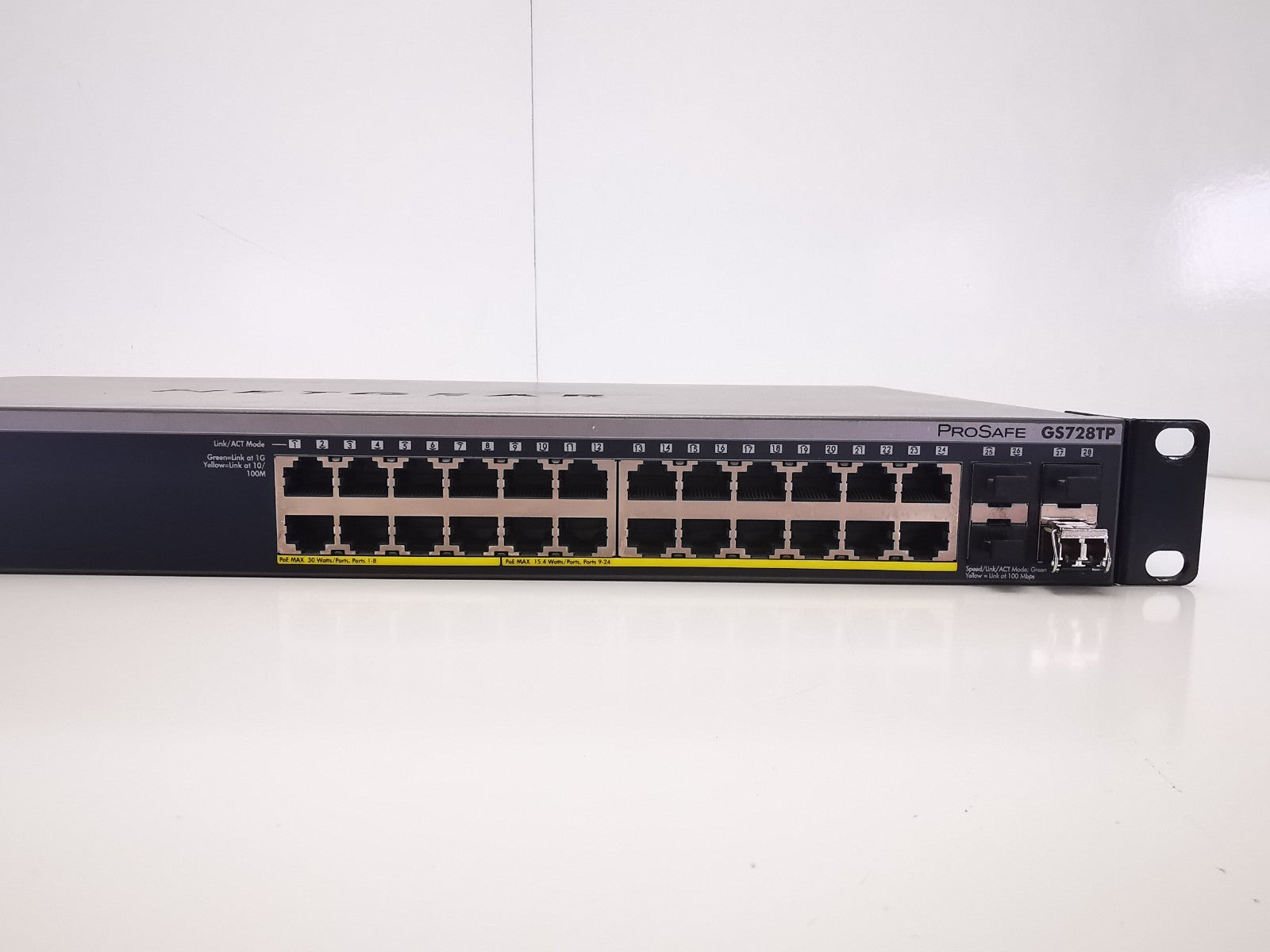 Netgear Prosafe GS728TP V1H1 24 Port Gigabyte PoE Ethernet Switch
