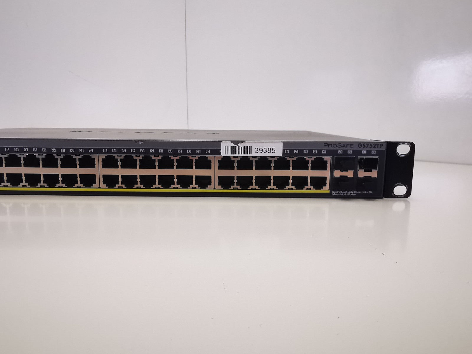 Netgear ProSafe GS752TP 48 Port PoE Gigabyte Ethernet Port - Rackmount Ears Inc