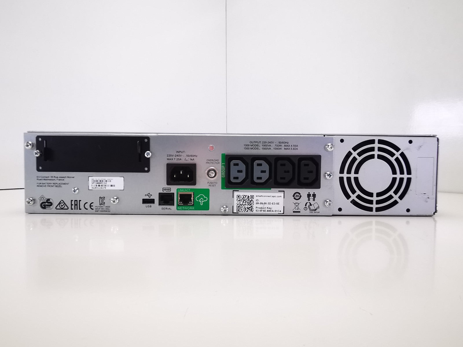 APC SMT1000RMI2UC Rackmountable UPS - Batteries included