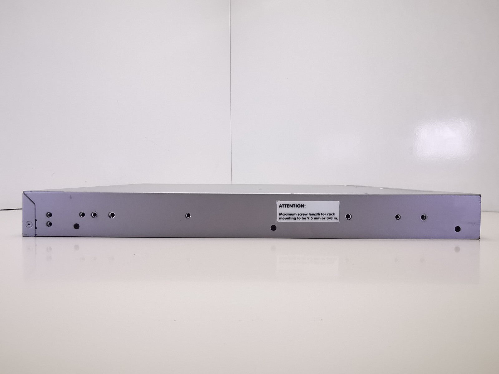 HP SN3000B SFP Switch - No Rackmount Ears