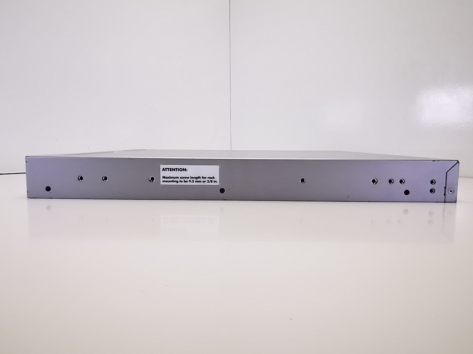 HP SN3000B SFP Switch - No Rackmount Ears
