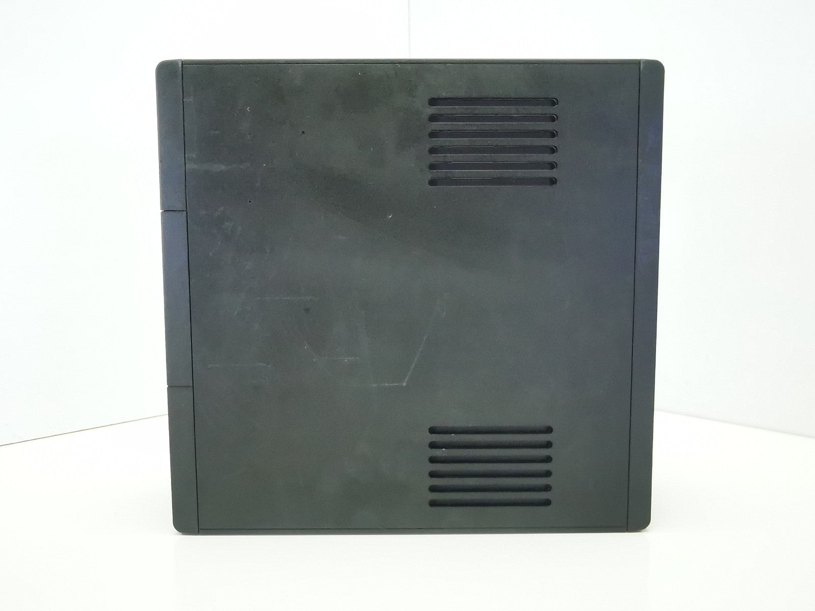 Eaton 5S550i Floorstanding UPS - No batteries included