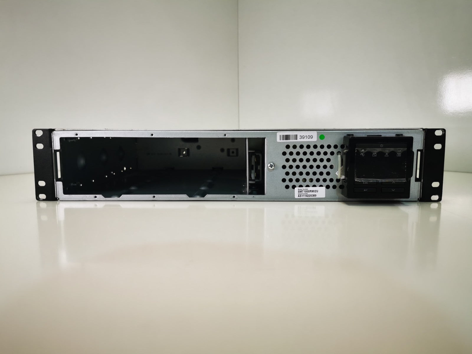 APC SMT1000RMI2U Rackmountable UPS - No Facia or Batteries included