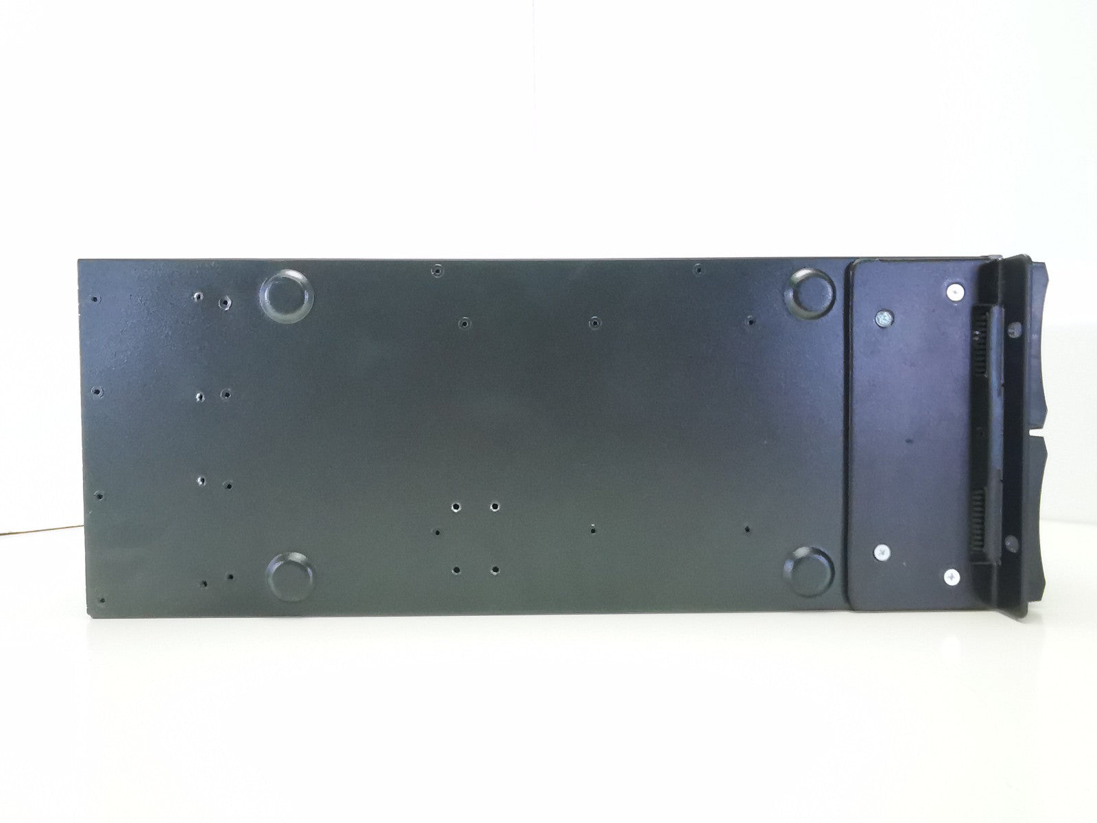 APC SMX1500RMI2U Rackmountable UPS - Batteries included