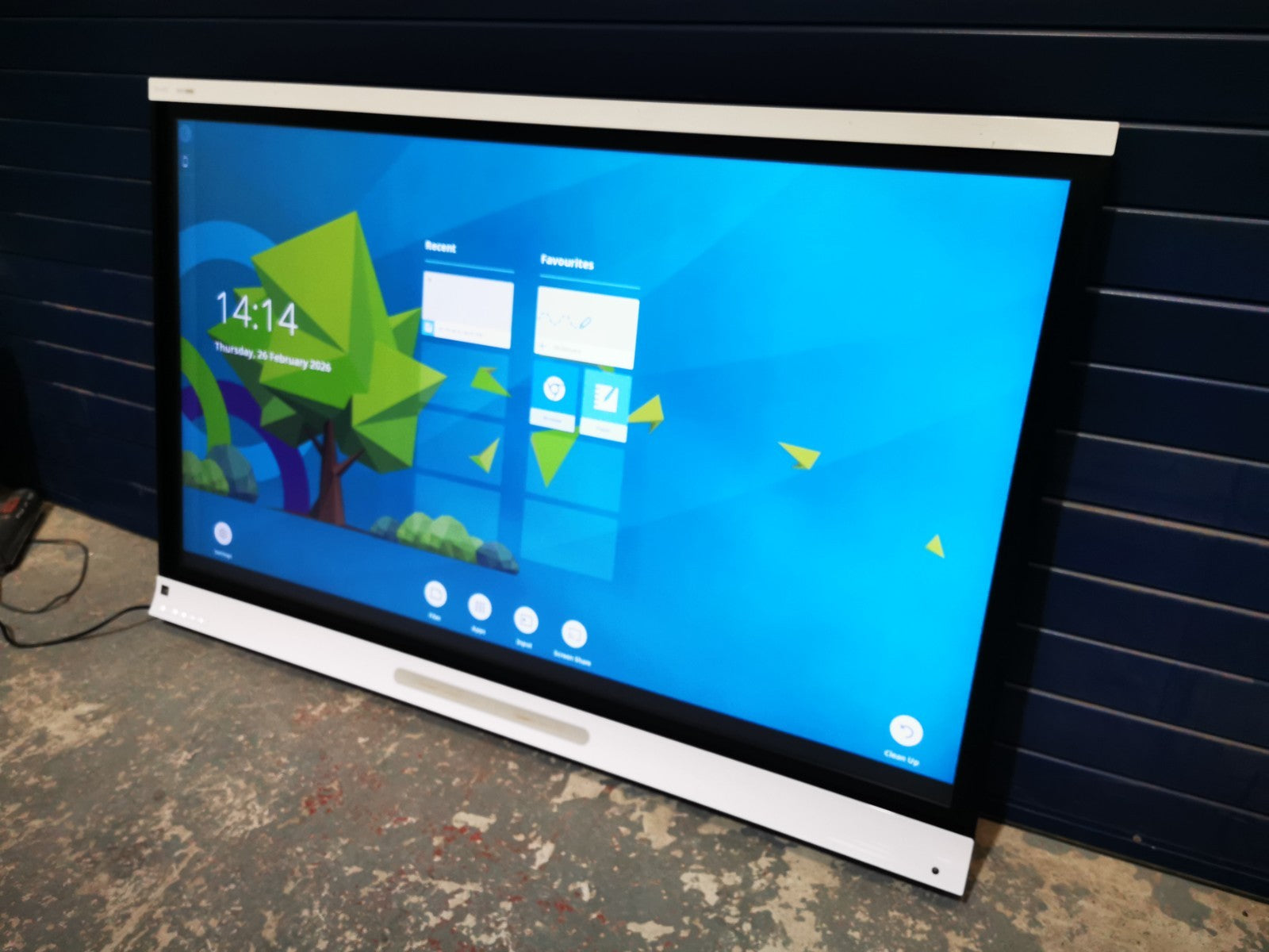 SMART SPNL-6065-V2 65" Touchscreen Interactive TV - HDMI