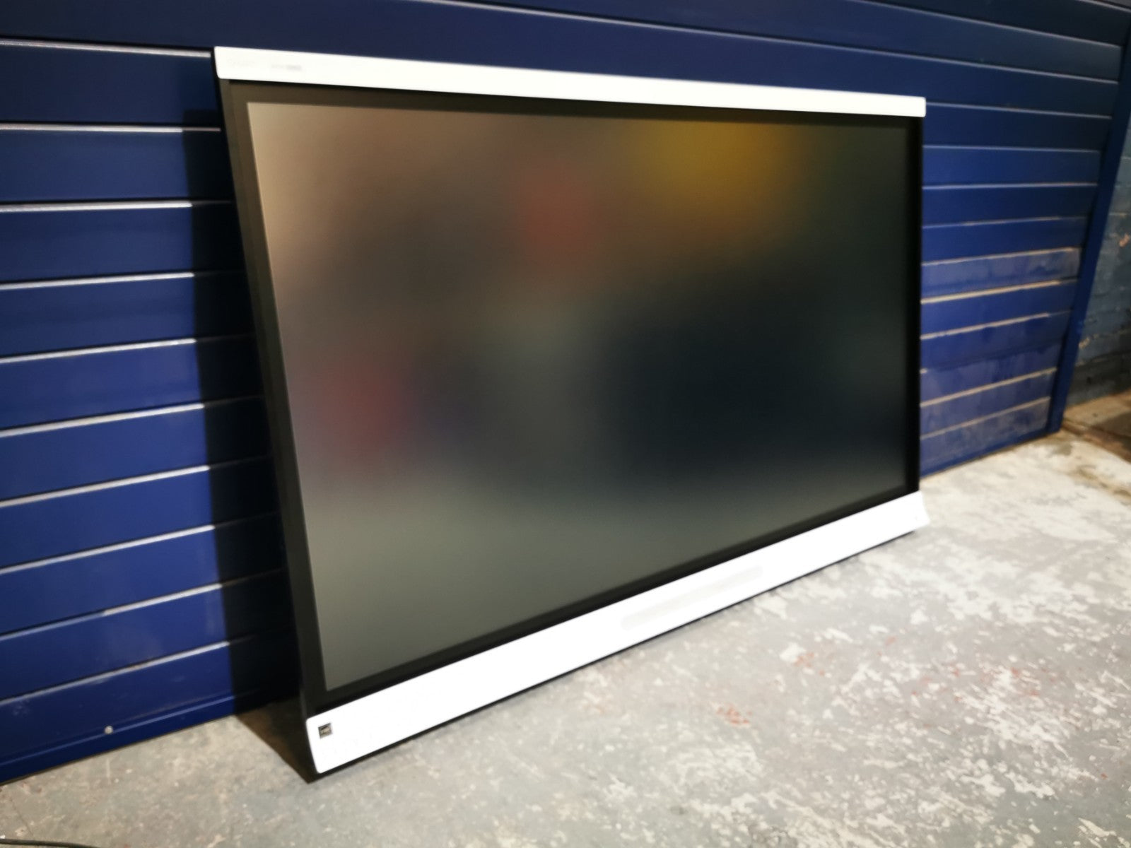 SMART SPNL-6065-V2 65" Touchscreen Interactive TV - HDMI