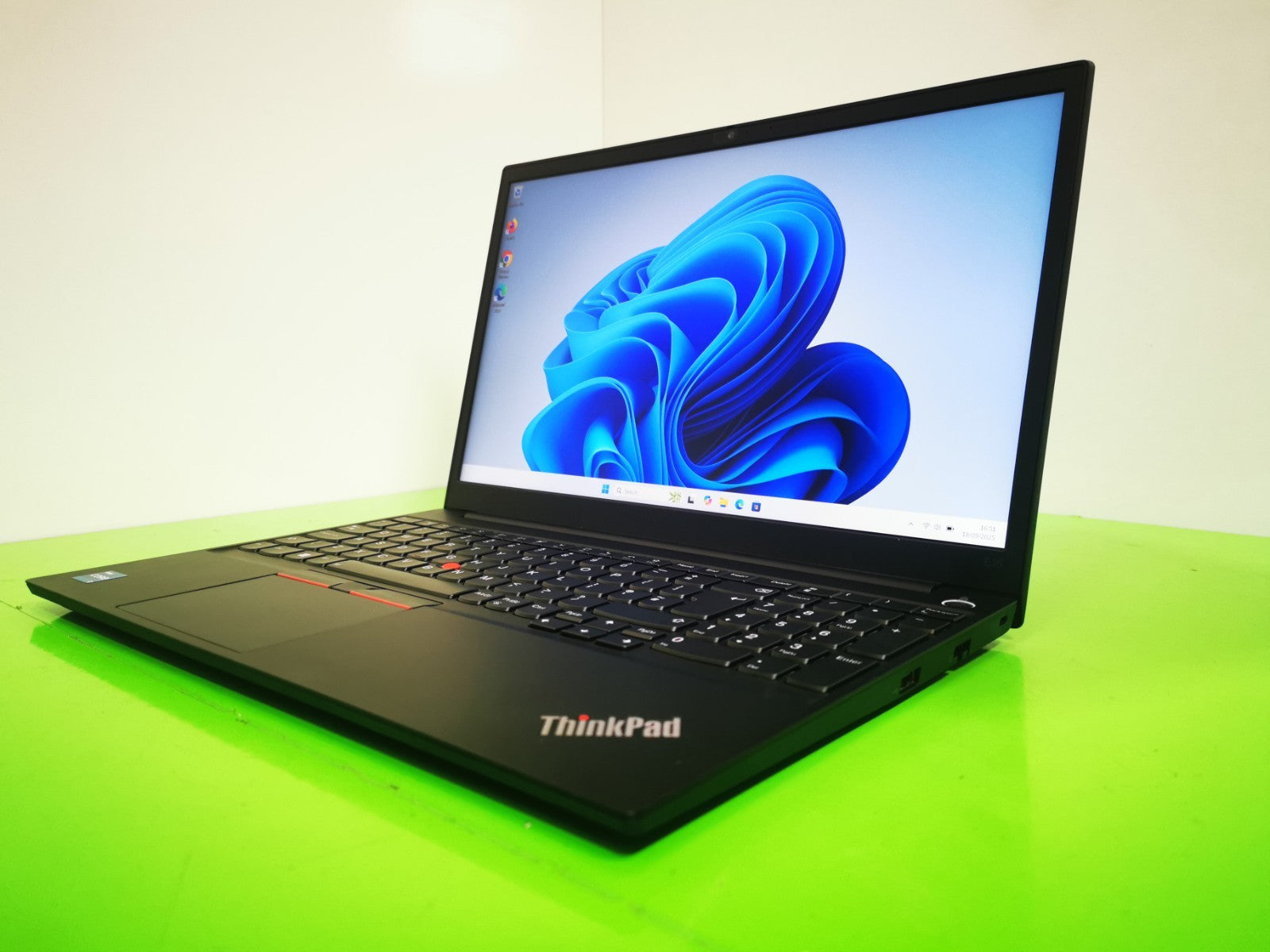 Lenovo ThinkPad E15 Gen 2 15″ Laptop – i7-11th Gen, 16GB RAM, 512GB SSD, Win 11