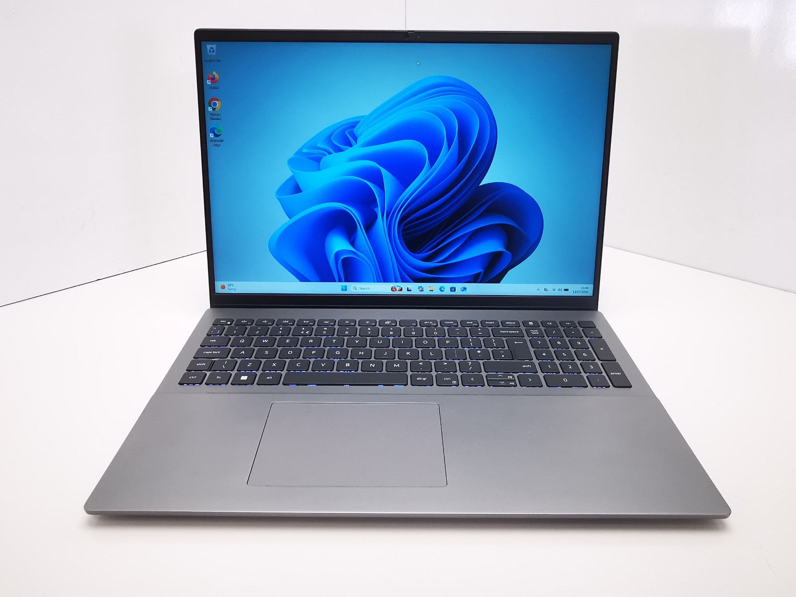 Dell Vostro 16 5635 15.6" Laptop - Ryzen 5 7530U/16GB RAM/512GB SSD/Win 11 Pro
