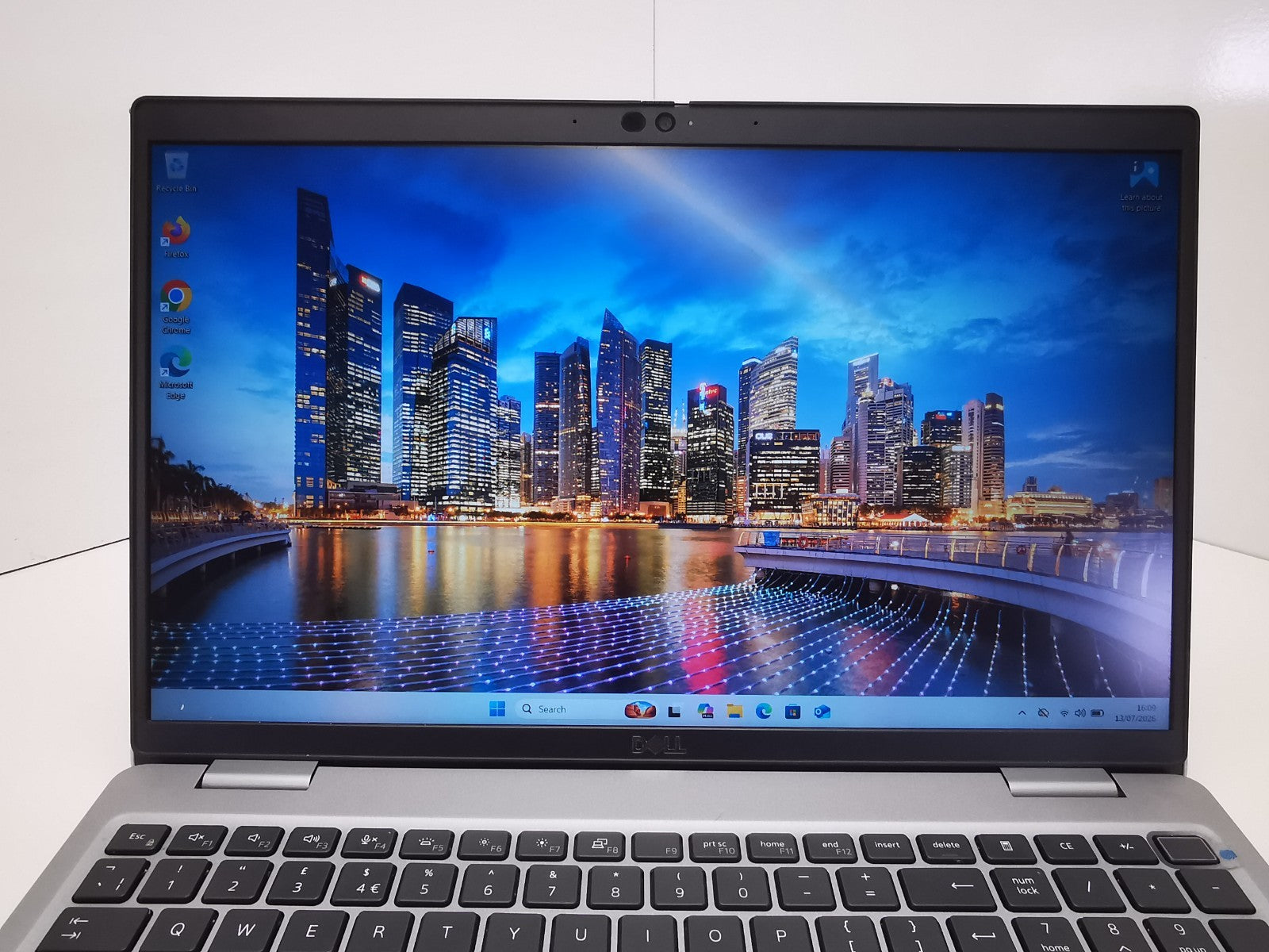 Dell Latitude 5530 15.6" Laptop - 12th Gen i5/8GB RAM/256GB SSD/Windows 11 Pro