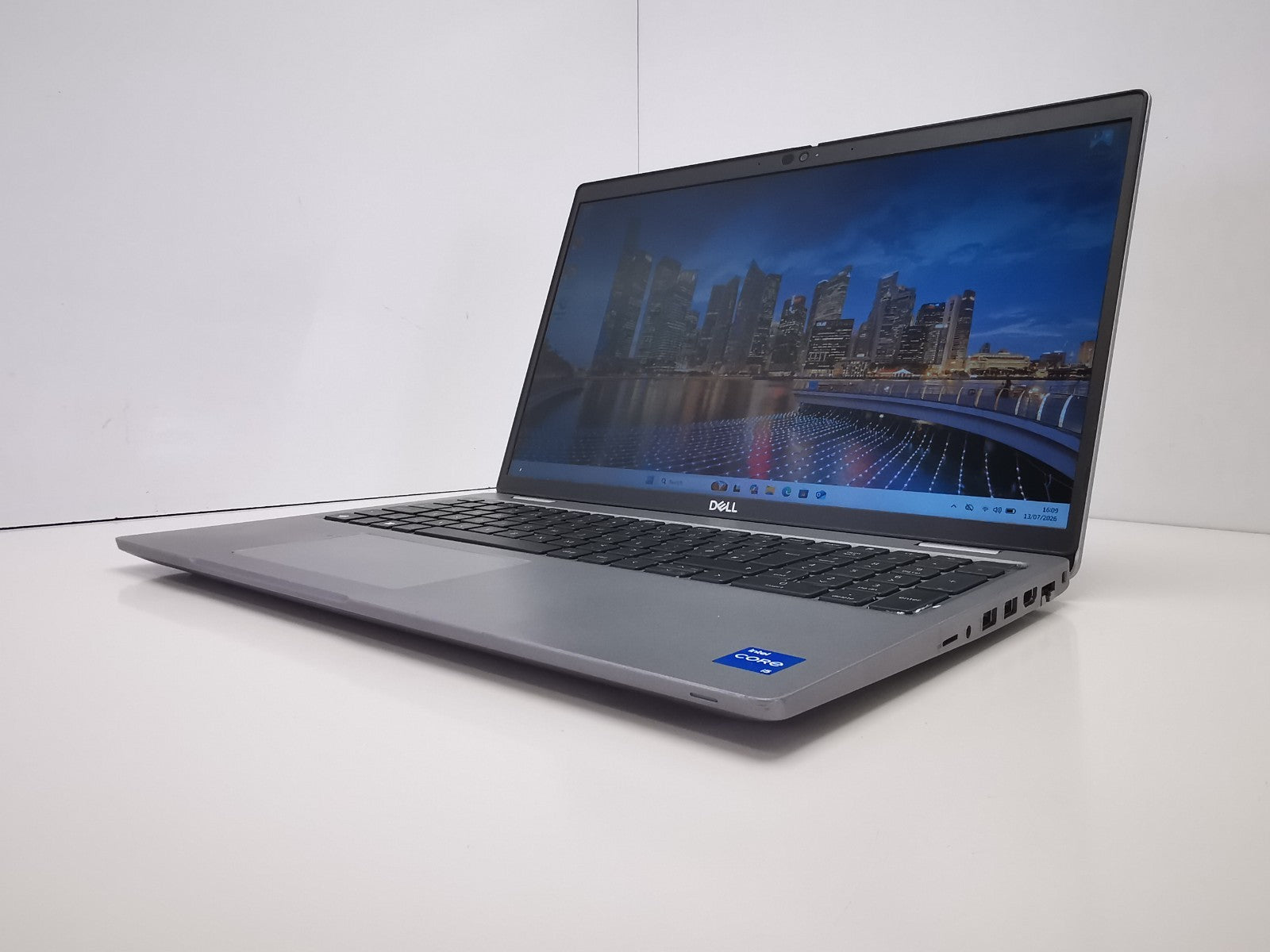 Dell Latitude 5530 15.6" Laptop - 12th Gen i5/8GB RAM/256GB SSD/Windows 11 Pro