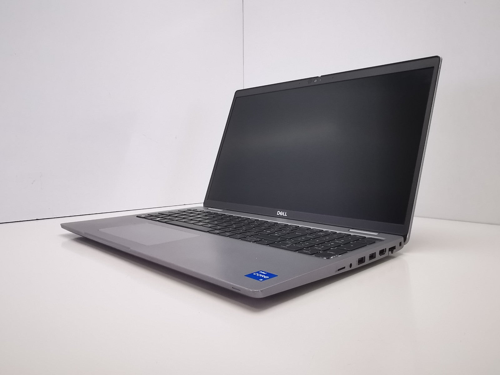 Dell Latitude 5530 15.6" Laptop - 12th Gen i5/8GB RAM/256GB SSD/Windows 11 Pro