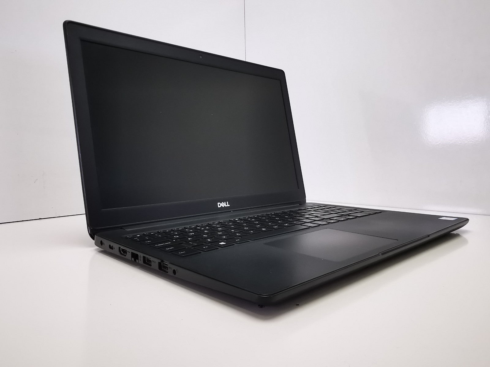 Dell Latitude 3500 15.6″ Laptop – 8th Gen i5/8GB RAM/256GB NVMe SSD/Win 11 Pro