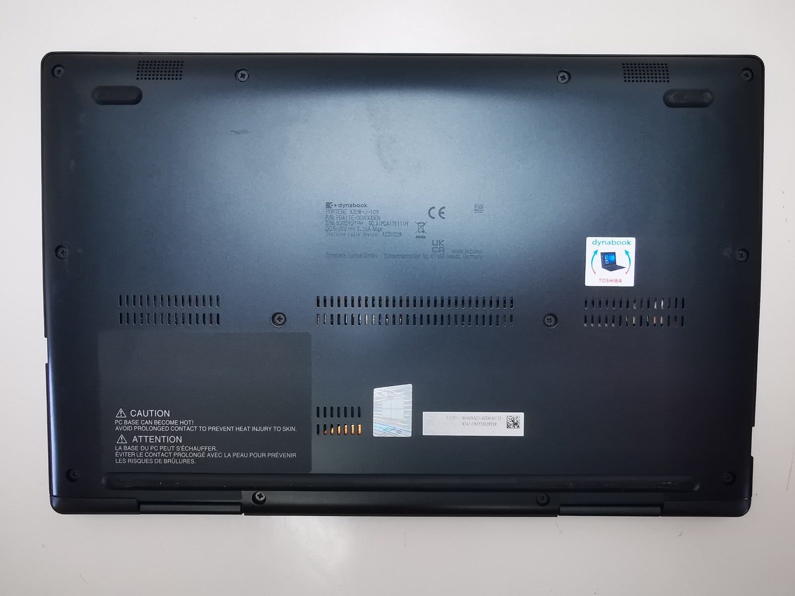Dynabook Portege X30W-J-109 13.3" - 11th Gen i5/8GB RAM/256GB SSD/Win 11 Pro