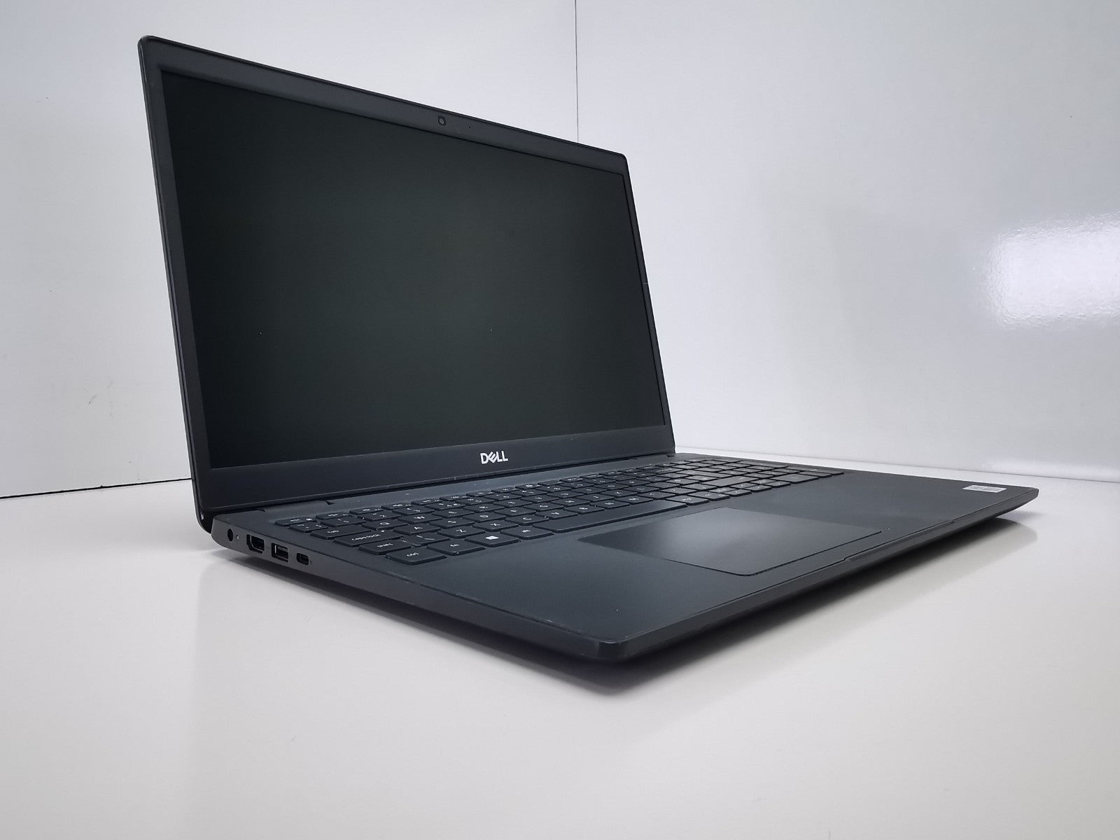 Dell Latitude 3510 15.6" Laptop - 10th Gen i5/8GB RAM/256GB NVMe SSD/Win 11 Pro
