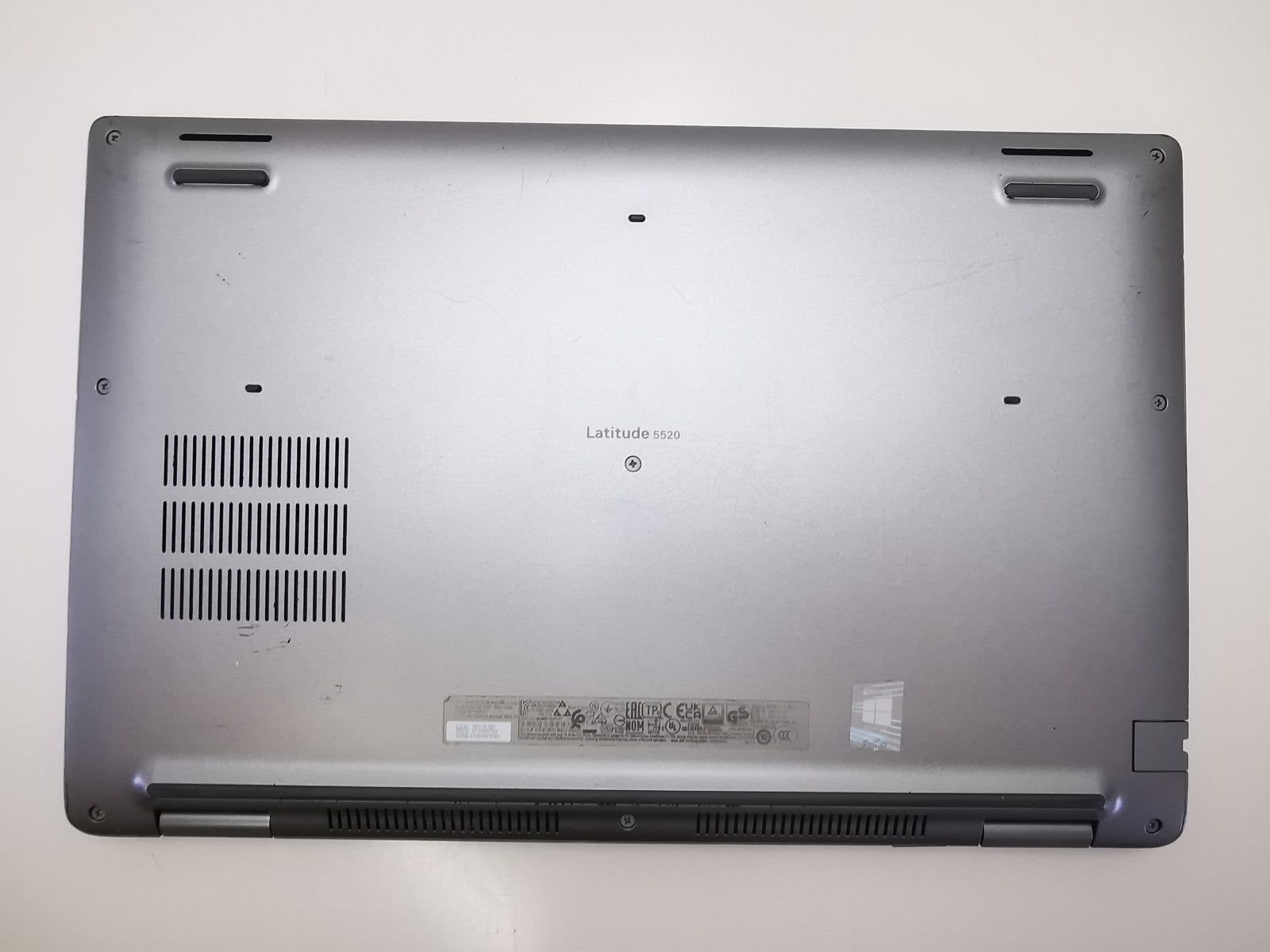 Dell Latitude 5520 15.6" Laptop - 11th Gen i5/8GB RAM/256GB SSD/Windows 11 Pro