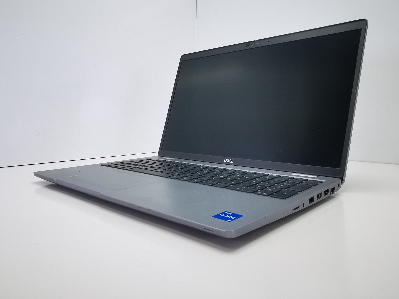 Dell Latitude 5530 15.6" Laptop - 12th Gen i5/8GB RAM/256GB SSD/Win 11 Pro