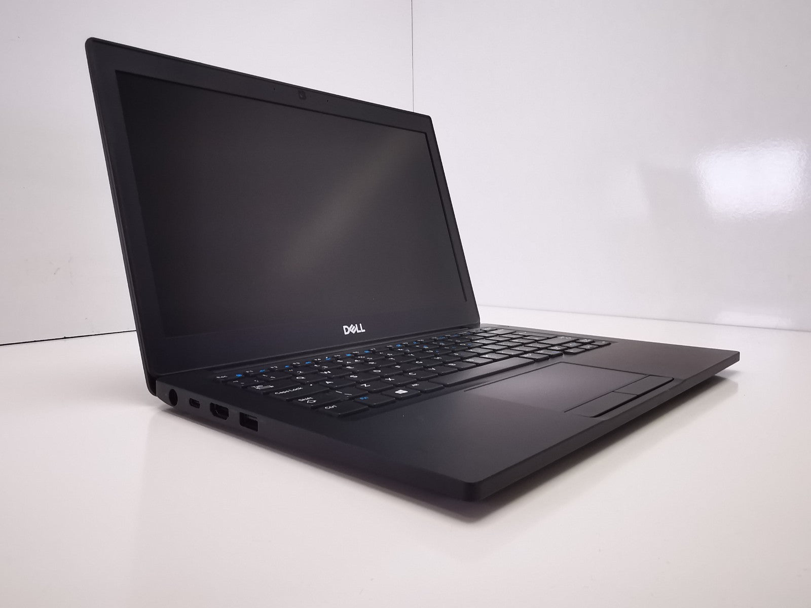 Dell Latitude 7290 12.5" Laptop - 8th Gen i7/16GB RAM/512GB SSD/Win 11 Pro