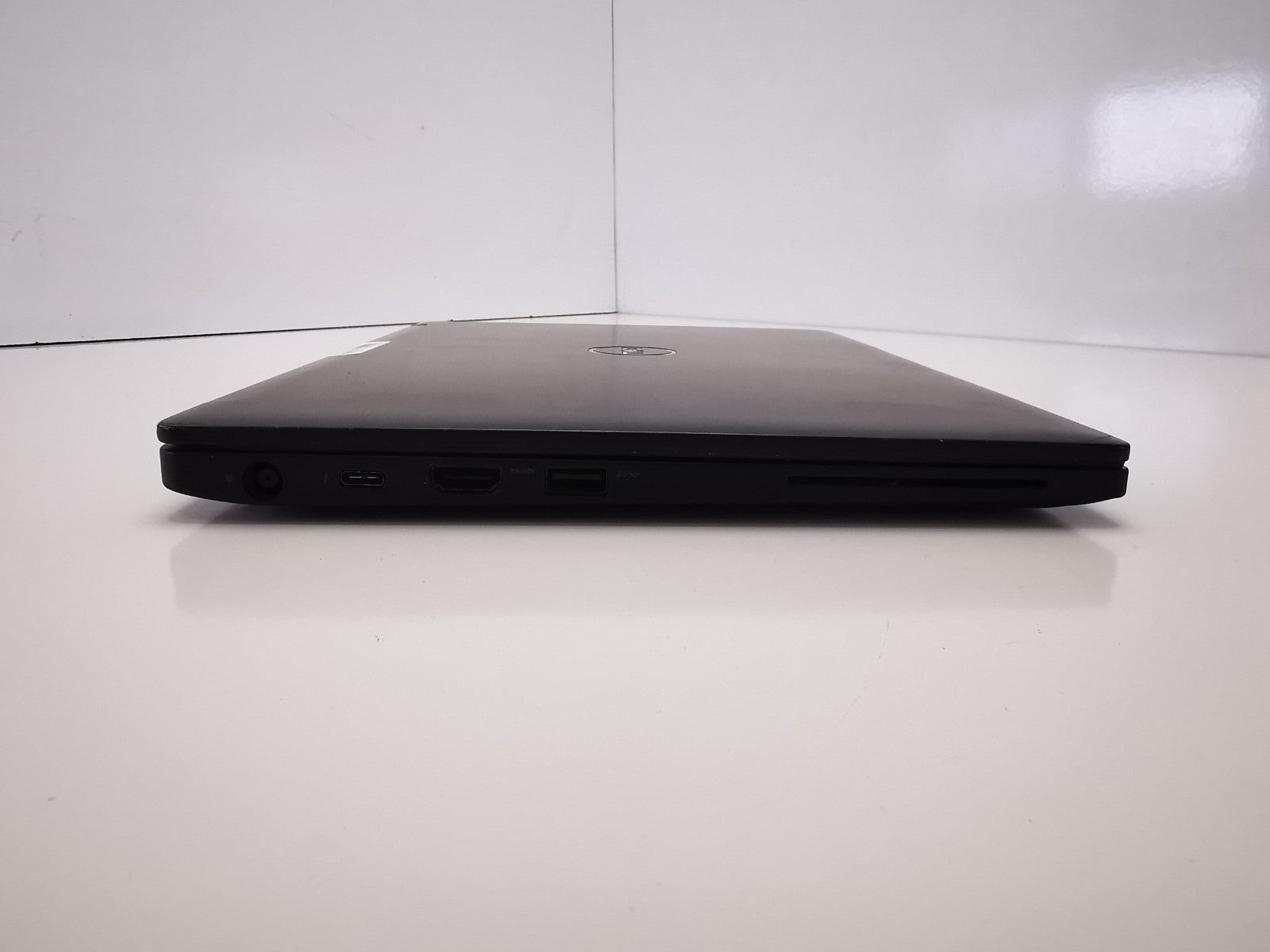 Dell Latitude 7290 12.5" Laptop - 8th Gen i7/16GB RAM/512GB SSD/Win 11 Pro