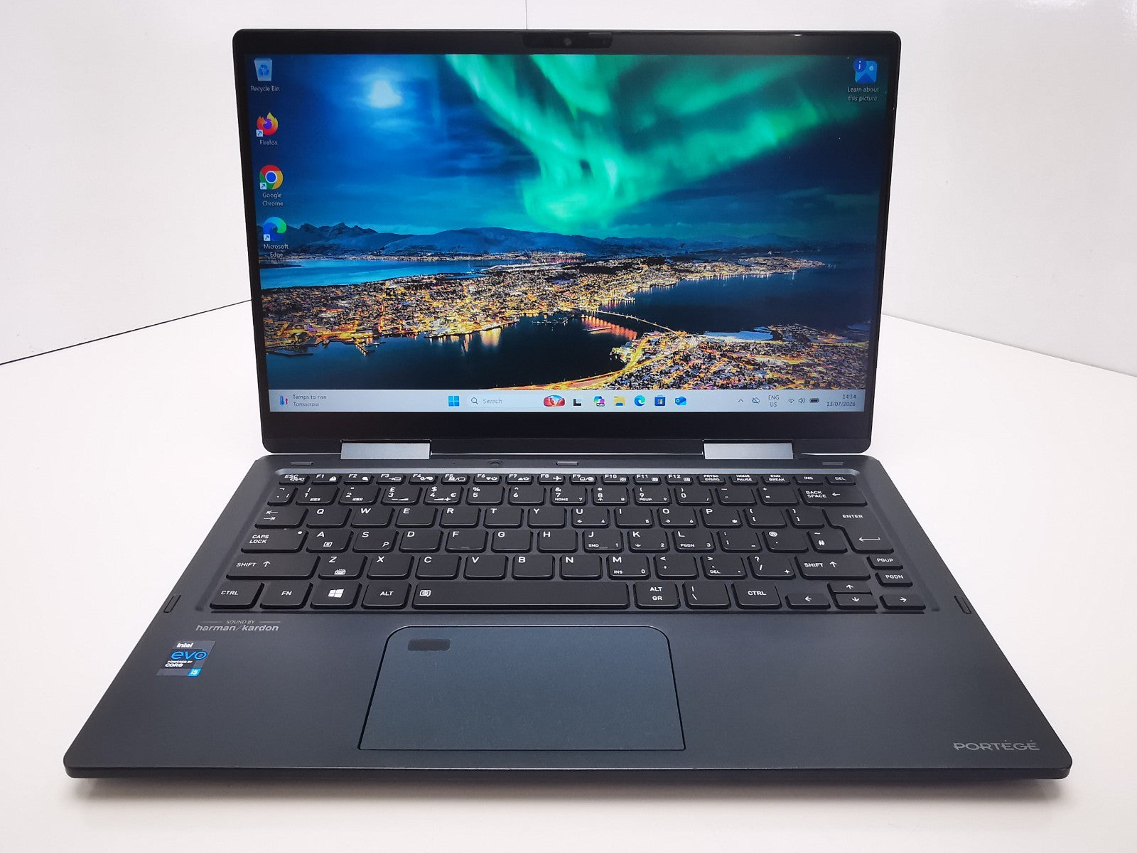 Dynabook Portege X30W-J-109 13.3" - 11th Gen i5/8GB RAM/256GB SSD/Win 11 Pro