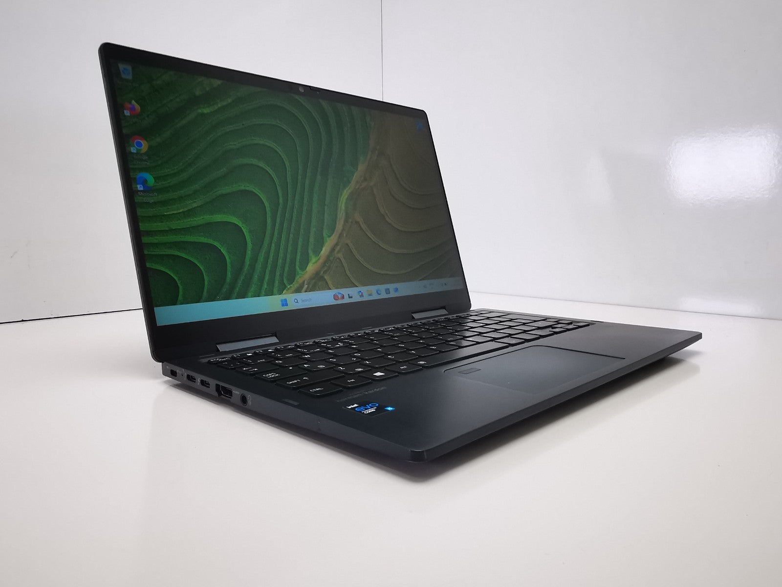 Dynabook Portege X30W-J-109 13.3" - 11th Gen i5/8GB RAM/256GB SSD/Win 11 Pro
