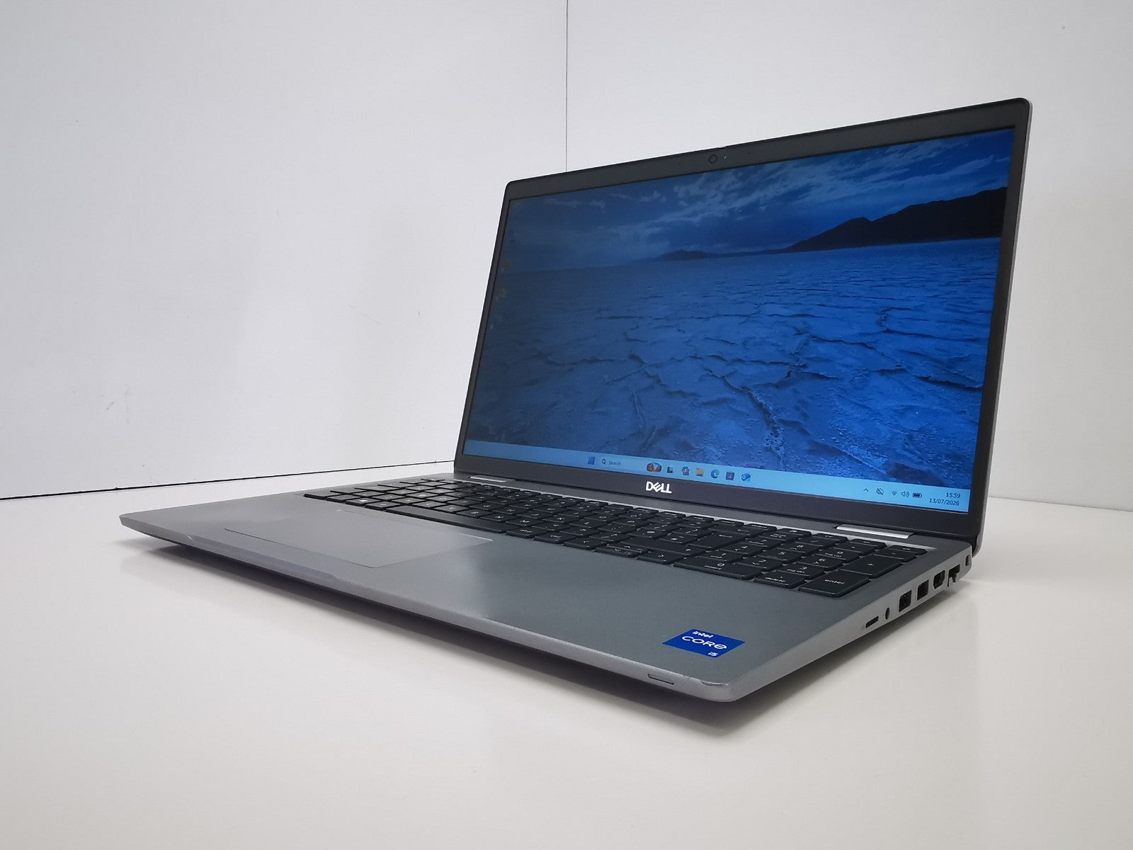 Dell Latitude 5520 15.6" Laptop - 11th Gen i5/8GB RAM/256GB SSD/Windows 11 Pro