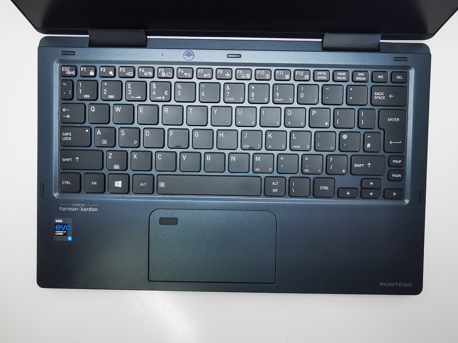 Dynabook Portege X30W-J-109 13.3" - 11th Gen i5/8GB RAM/256GB SSD/Win 11 Pro