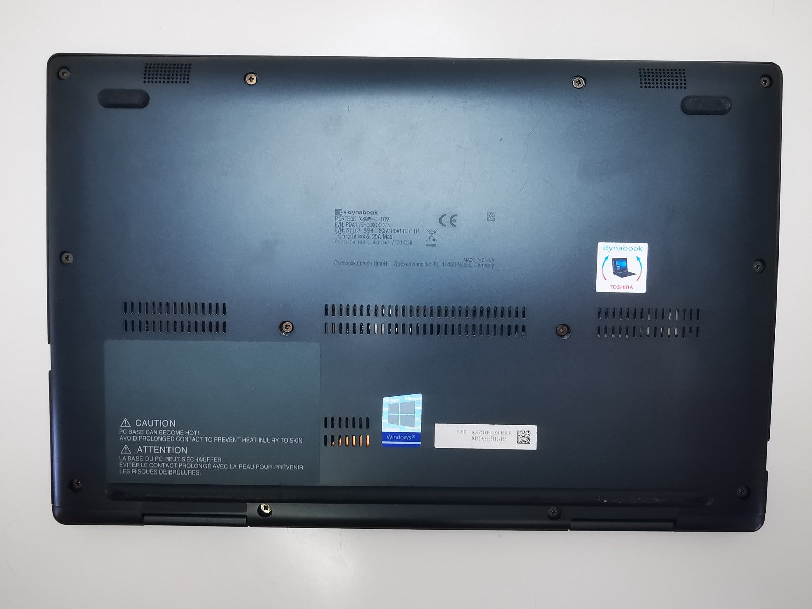 Dynabook Portege X30W-J-109 13.3" - 11th Gen i5/8GB RAM/256GB SSD/Win 11 Pro