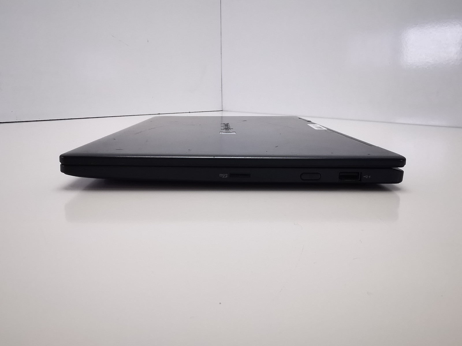 Dynabook Portege X30W-J-109 13.3" - 11th Gen i5/8GB RAM/256GB SSD/Win 11 Pro