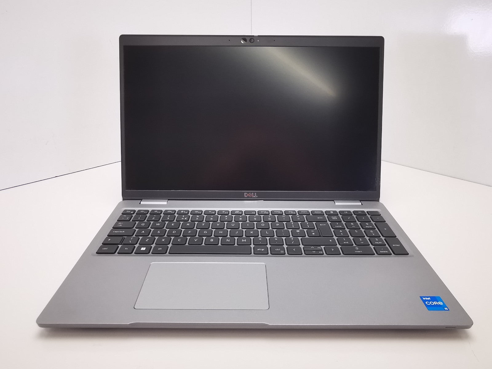 Dell Latitude 5530 15.6" Laptop - 12th Gen i5/8GB RAM/256GB SSD/Windows 11 Pro