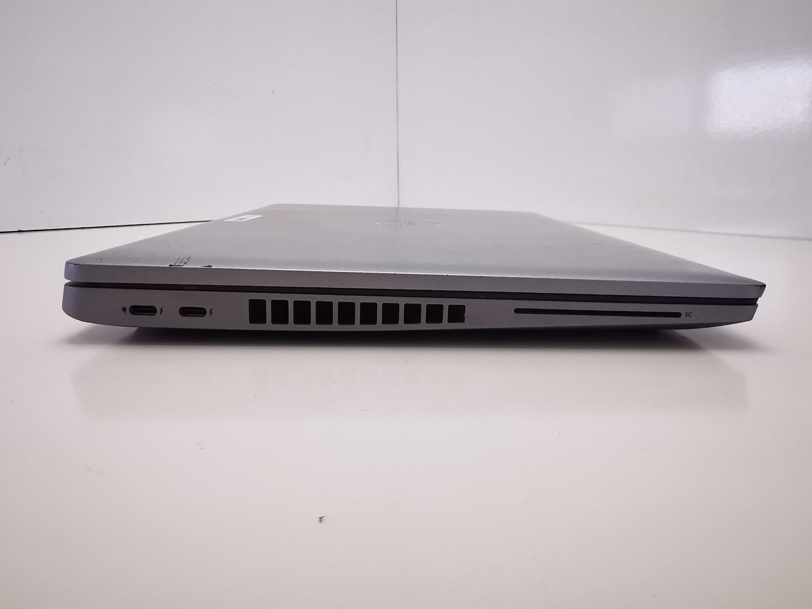 Dell Latitude 5530 15.6" Laptop - 12th Gen i5/8GB RAM/256GB SSD/Windows 11 Pro