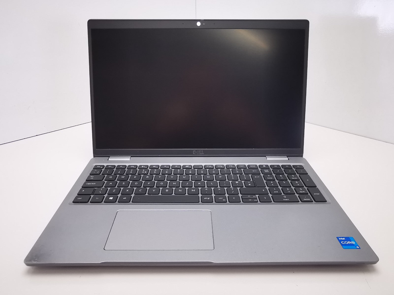 Dell Latitude 5520 15.6" Laptop - 11th Gen i5/8GB RAM/256GB SSD/Windows 11 Pro