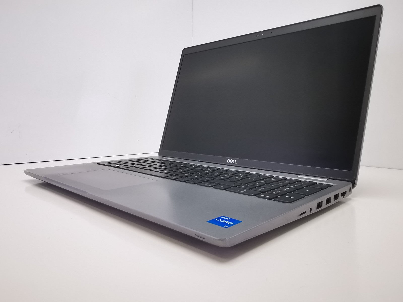 Dell Latitude 5520 15.6" Laptop - 11th Gen i5/8GB RAM/256GB SSD/Windows 11 Pro