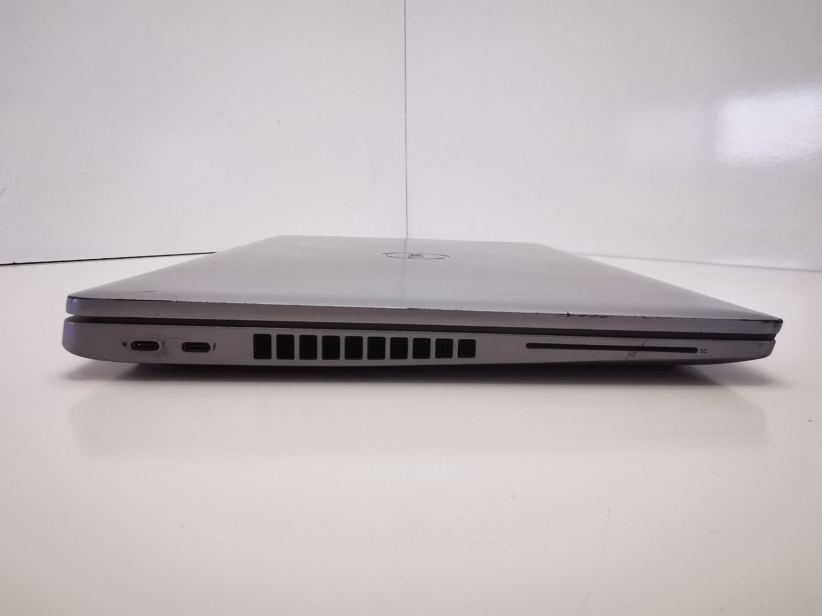 Dell Latitude 5520 15.6" Laptop - 11th Gen i5/8GB RAM/256GB SSD/Windows 11 Pro