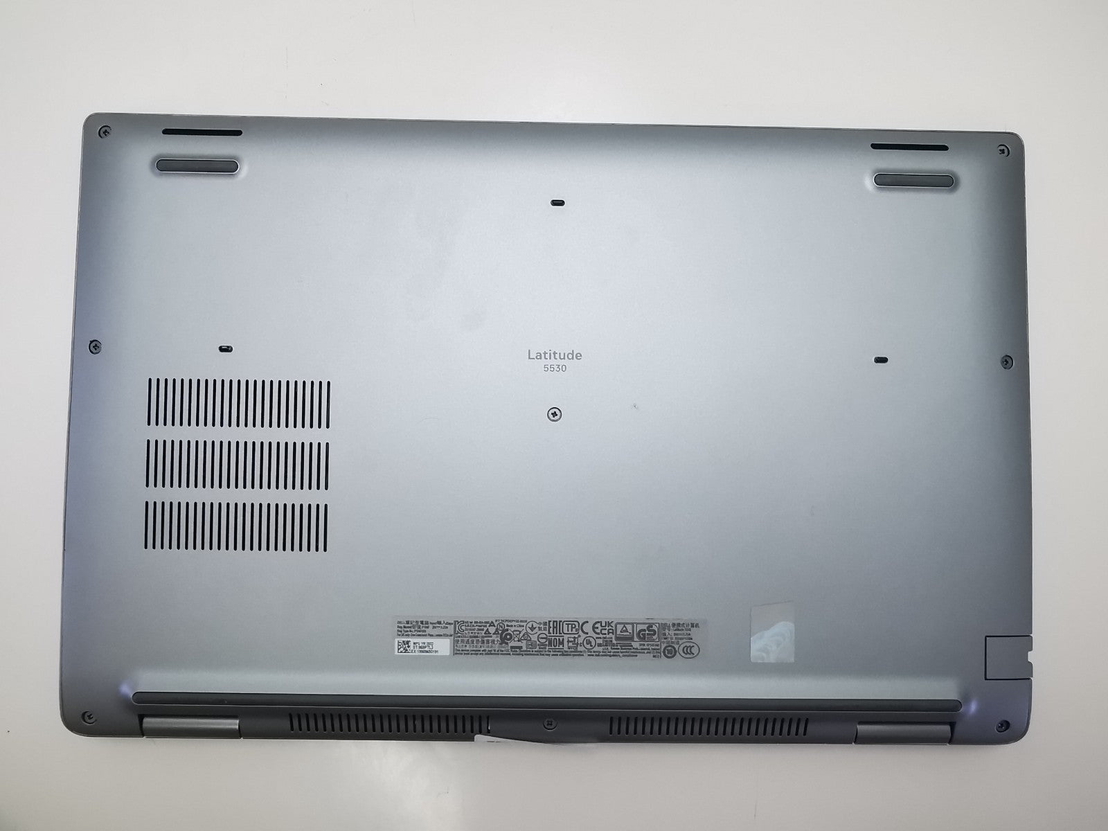 Dell Latitude 5530 15.6" Laptop - 12th Gen i5/8GB RAM/256GB SSD/Windows 11 Pro