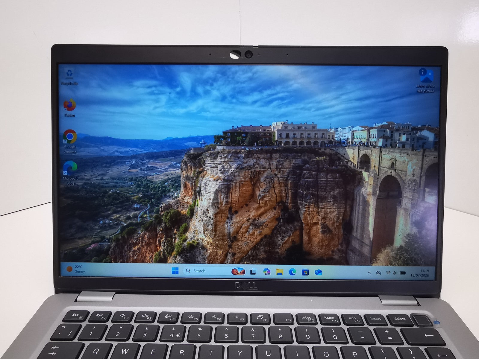 Dell Latitude 5430 14" Laptop - 12th Gen i5/8GB RAM/256GB NVMe SSD/Win 11 Pro