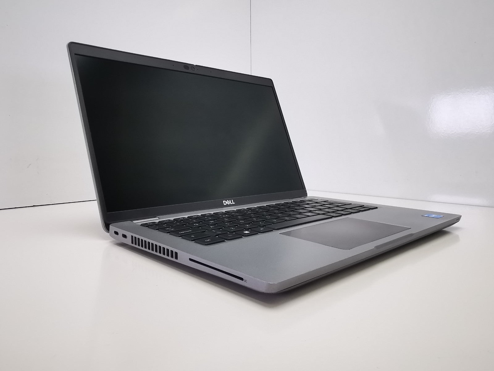 Dell Latitude 5430 14" Laptop - 12th Gen i5/8GB RAM/256GB NVMe SSD/Win 11 Pro