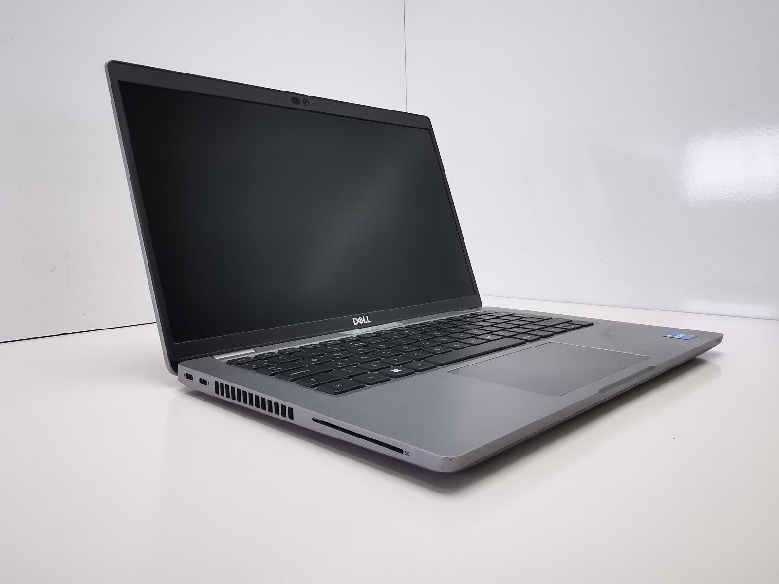 Dell Latitude 5430 14" Laptop - 12th Gen i5/8GB RAM/256GB NVMe SSD/Win 11 Pro